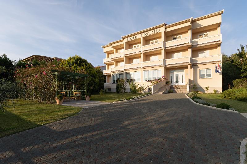 Hotel Epario Lopar Exterior photo